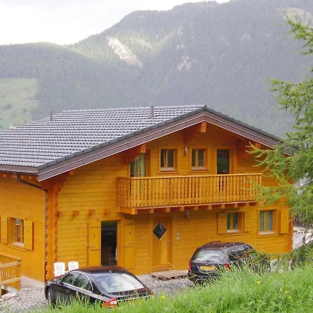 Spacious Near The Centre Of
