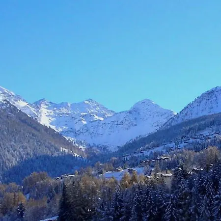 Spacious Near The Centre Of Hébergement de vacances